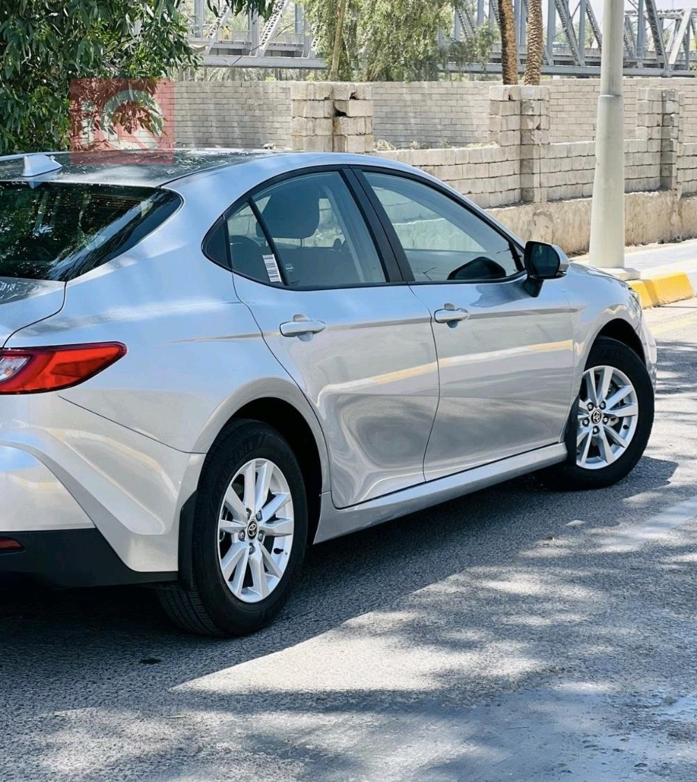 تۆیۆتا کامری